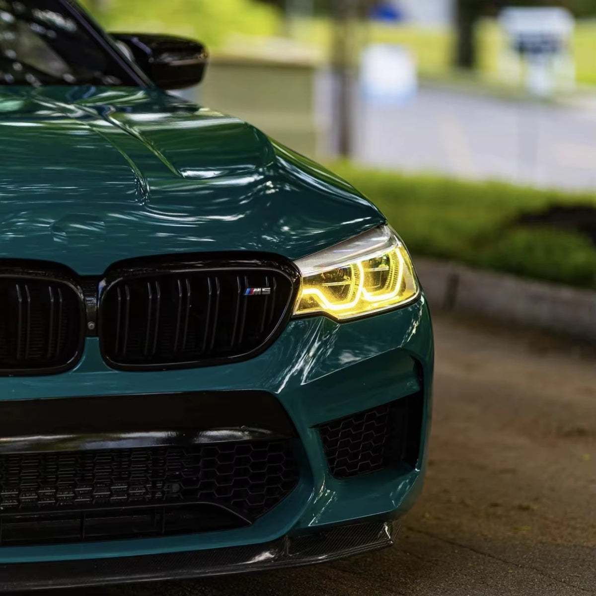 Yellow DRL for BMW G30 5 Series / F90 M5